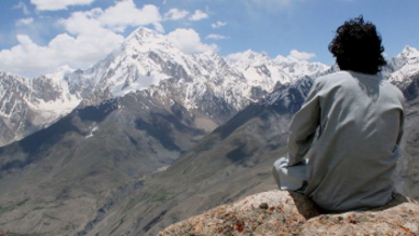 Nous y voilà, tous et toutes à l'assaut de l'Hindu Kush